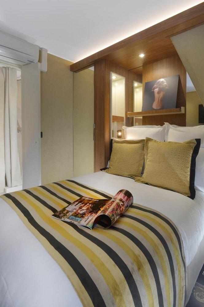 Hotel Le 18 Paris